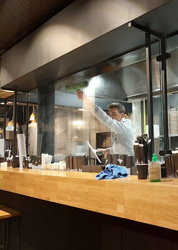 Nous nettoyons vos vitres